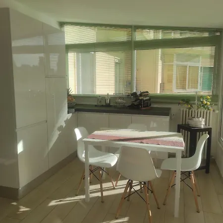 Tivoli Apartment *